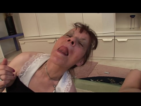 ❤️ Duo aviam et unum avum habent threesome Russian porn ad nos la.pornjimbo.ru